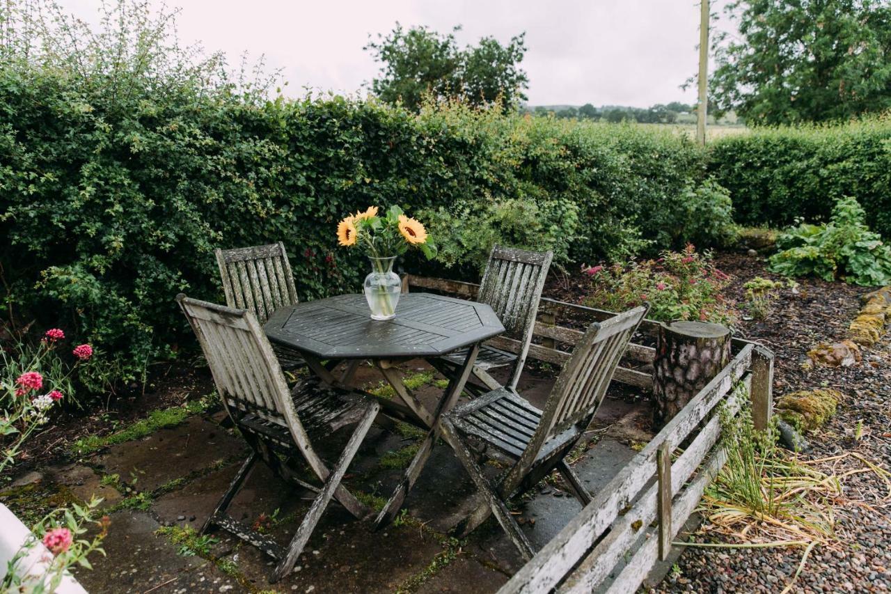 Incheoch Farm Cottage Kilry Exteriör bild